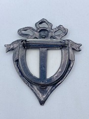 C8-1155 VINTAGE BROOCH PEWTER PIN 1.75″ HEART PHOTO FRAME FLOWER