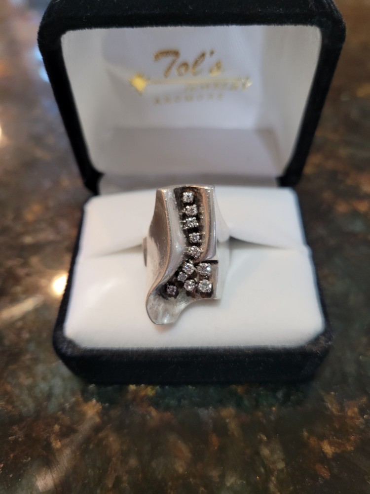 Lapponia. Diamond ‘Zodiac’ Ring – Björn Weckström designed