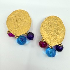 VTG Liz Claiborne Gold Tone Textured Heart Shield Colorful Glass Drop Earrings