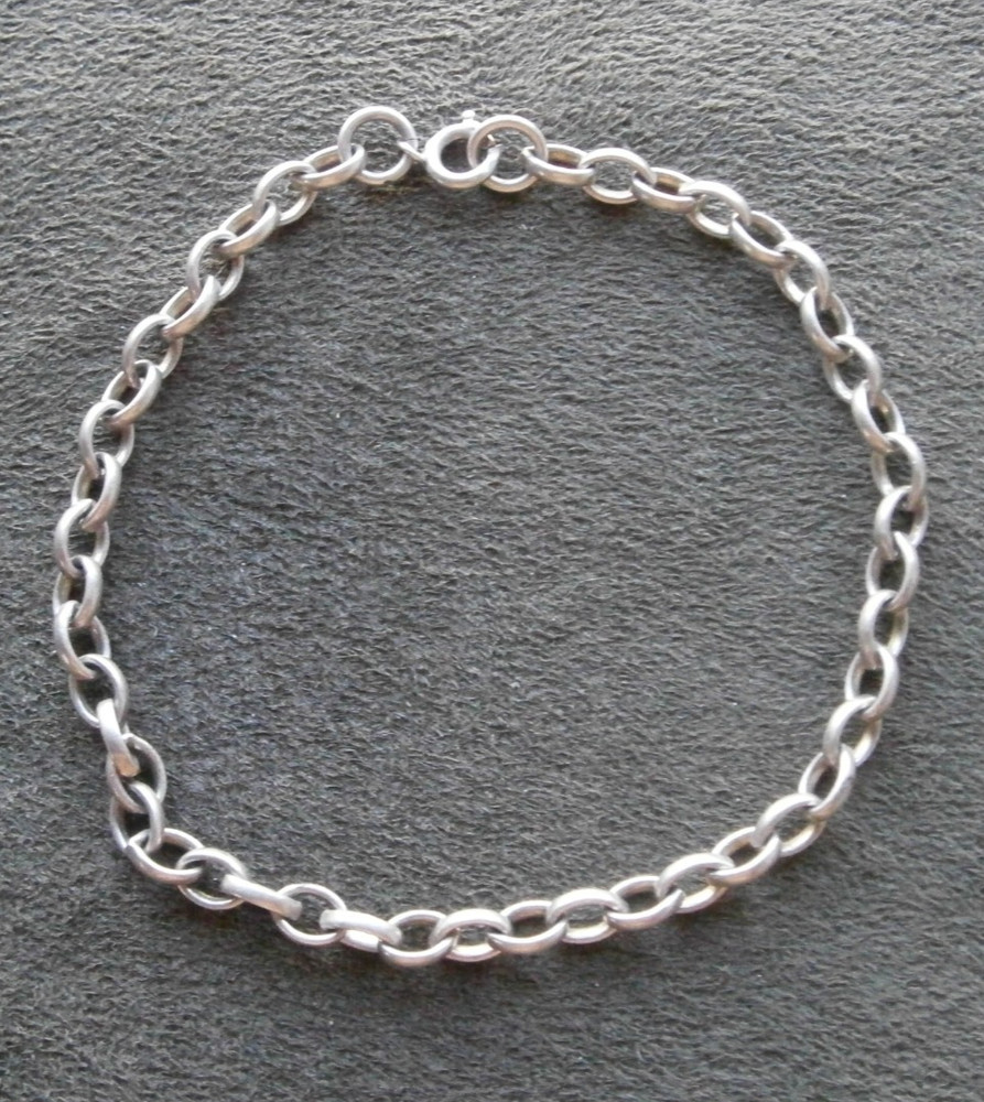 Oval Link Vintage Sterling Silver Charm Bracelet 7.75″ ~ 7.0g