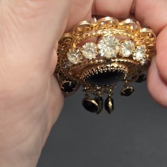 Gold Tone Black Oval Glass Brooch Pin & Matching Clip-On Earrings Jewelry Set