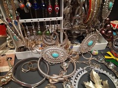 Vintage Jewelry Lot Earring Necklace Bracelet Over 6lbs + Estate Mix PLS READ