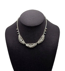 Elegant Swag Design Sparkling Rhinestone Silver Tone Art Deco Style Vtg Necklace