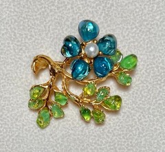 AUTHENTIC SWOBODA FLOWER BROOCH ~HEART SHAPED LONDON BLUE TOPAZ, PERIDOT, PEARL!