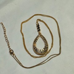 Gold Tone Black Color Rhinestone Tear Drop Pendant Necklace 16g 22″