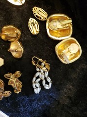 VINTAGE GOLDTONE LOT Assorted Clip-On Earrings SET/14 Pairs