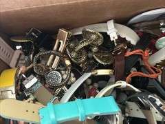 HUGE 9.5 lbs Jewelry Lot WEARABLE & REPAIR CRAFTING Unsearched VTG/NOW ESTATE