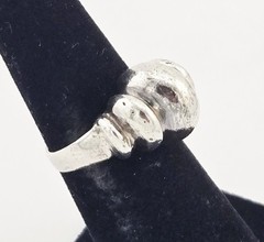 Vintage Taxco Scalloped Sterling Silver Dome Modernist Ring Size 5 – 6g