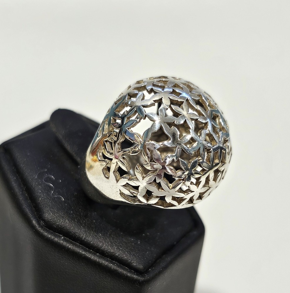 Sterling silver dome ring signed ARD cut out flower design sz 9.75