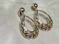 Vintage Jezlaine Fine Sterling Silver Ornate Filgree Scroll Clip Earrings