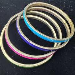 Vintage 1970s Boho Bangle Bracelets Set of 4 Brass Inside Resin Boho Jewelry