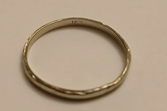ANTIQUE 18K WHITE GOLD RING,SIZE 6.
