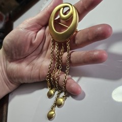 Tona Jewelry Signed Gold Design Swirl Brooch 4 Charms Dangling from 4 Chains