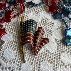 Vintage Alfred Phillipe KTF Trifari 1940s Patriotic American Flag Brooch RARE