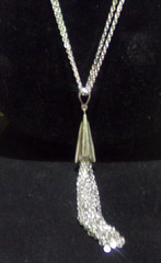 VINTAGE SIGNED MONET SILVERTONE TASSEL PENDANT NECKLACE 26 INCH CHAIN