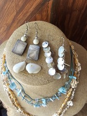 10p Vtg/Mod Jewlery Shell Necklaces Stretch Bracelets Eearings Beach Summer