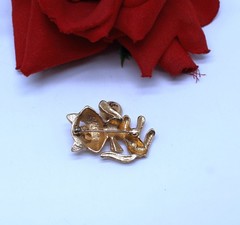 Avon Adorable Rhinestone Kitty Cat Pin Brooch CAT RESCUE
