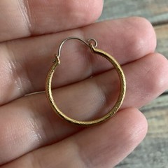 Light weight vintage pierced textured hoop earrings with wire wires