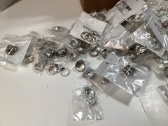3lb Unsorted Modern Costume Rings Jewelry (M/F) Many Sizes Designs