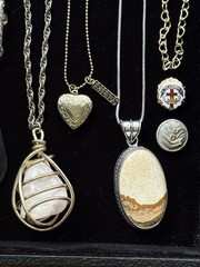 VTG Modern Mix Jewelry Lot Natural Stones Gold Tone Rhinestones All Wearable