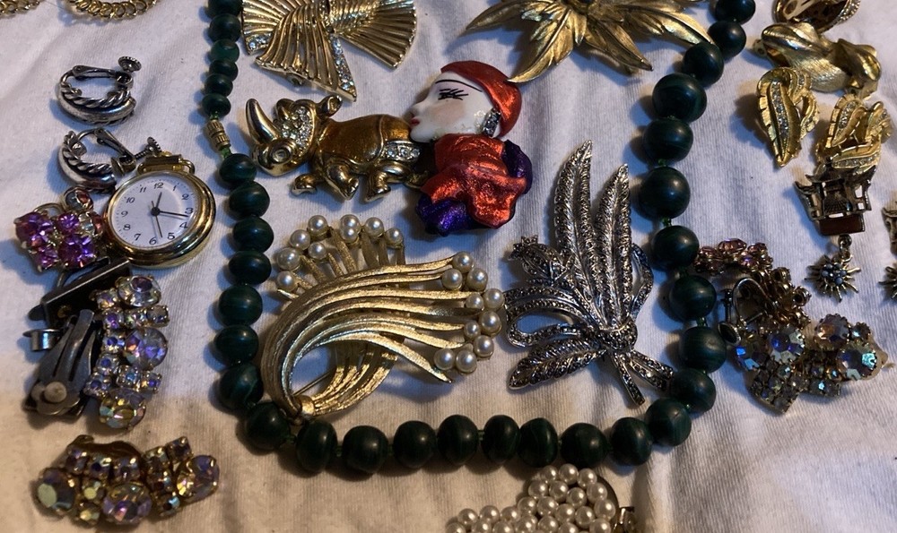 Vintage Miscellaneous Estate Jewlery