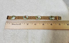 Vtg gold tone mesh bracelet w/ glass Cabochon Cottage lake tree house birds 7in”