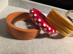 15 Vintage Carved Polkadot Colorful Lucite? Thermoset? Bracelets