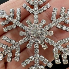 Large Vintage Rhinestone Snowflake Brooch 2.5″ Clear Crystal Winter Holiday Pin
