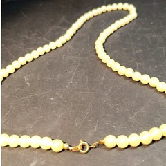 1165. Faux Pearl Strand