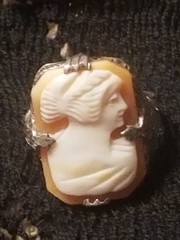 14k Gold Antique Cameo Ring, Shell & Coral, In Original Box, Size 4.75