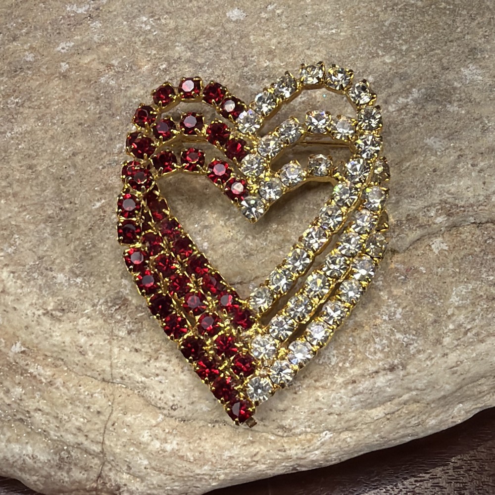 Triple Heart Clear & Red Rhinestone Gold Tone Pin Brooch Valentine gift 2 3/8″