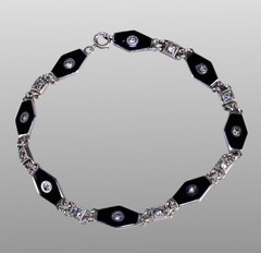 ANTIQUE ART DECO BLACK ENAMEL PASTE STERLING BRACELET C.1920