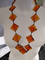 Vintage 1950’s/1960’s Bakelite Tortiose Shell NECKLACE 36″ 14 Amber Pendants