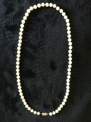 Vintage Cultured Pearl 20″ Knotted Necklace w/ Sterling Clasp