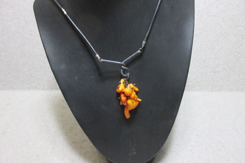BLACK LEATHER CHAIN w/ ORANGE STONE DANGLE CLUSTER ESTATE JEWELRY NECKLACE #40