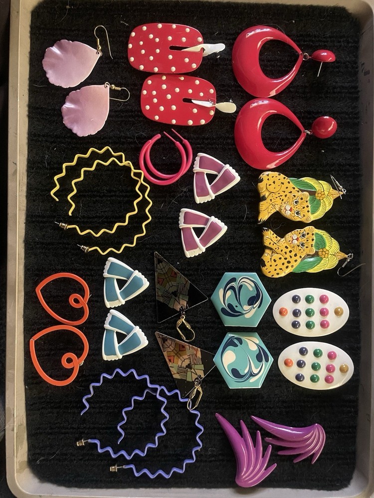 14 Pairs of Vintage/ Retro Earrings, Multiple Shapes & Colors,