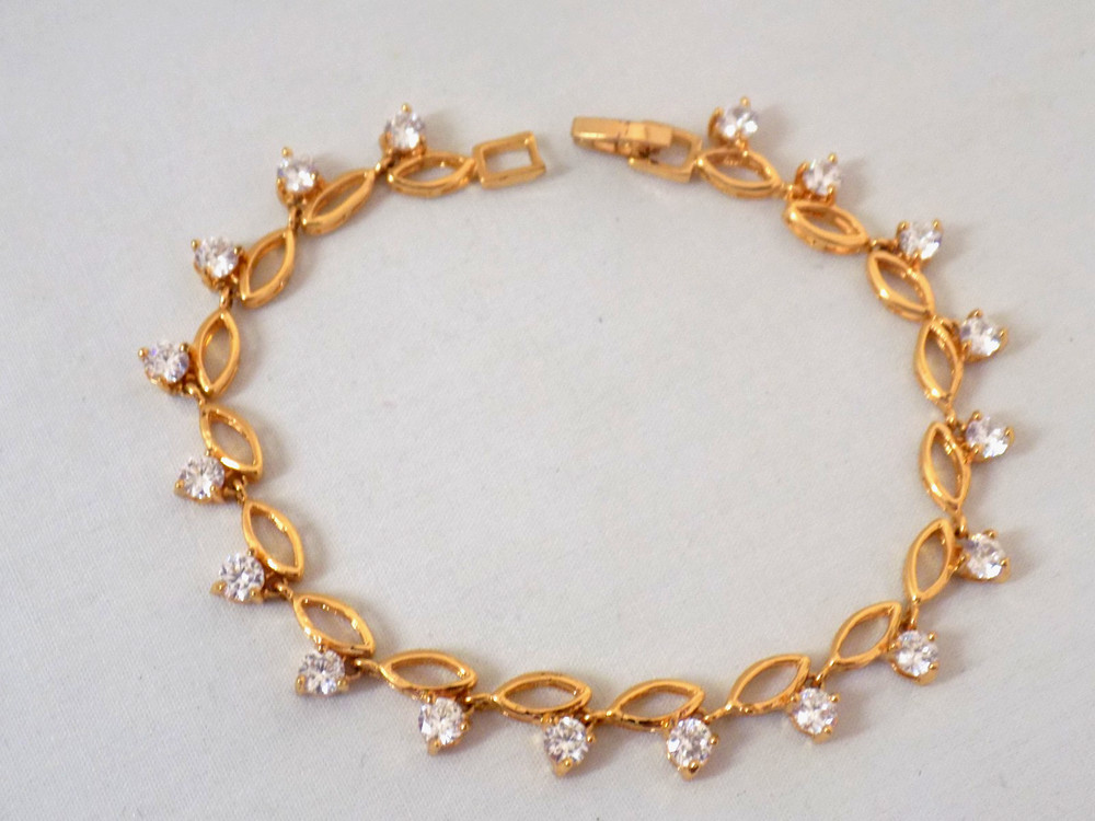VTG 1980s-90s Brilliance Premiere Designs CZ Gold Tone 7 1/2 Inch Bracelet