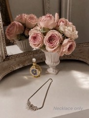 Vintage Silvertone Oak Leaf Rhinestone Necklace Gray Faux Pearl Collar Choker
