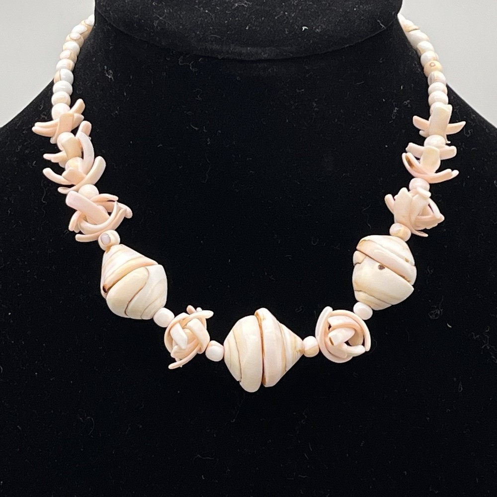 Vintage Pink Shell Necklace Choker Carved Spindle Shells Boho Beach Ethnic 14″
