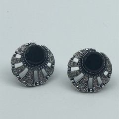 Vintage rhinestone black enamel stud earrings unsigned elegant