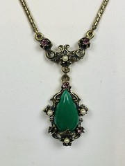 Vintage Unsigned Faux Jade Gems Drop Necklace Earring Set Victorian Style READ