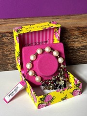 Betsey Johnson Charm Bracelet – Gold Tone Pearl Elephant, Bows, Hearts NIB
