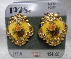 Estate Jewelry ~ 1928 Enamel Flower Floral Nickel Free Pierced Earrings 28218