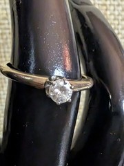 14K Yellow Gold Ring w White Gold Head Diamond Solitaire Sz 6