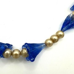 Antique Art Deco 1920s 1930s blue molded Czech glass beads faux pearls necklace