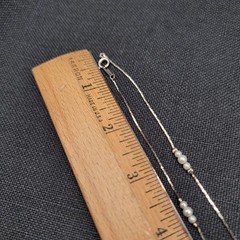 Vintage White Beaded Necklace Silver tone Station Cobra Chain 30″