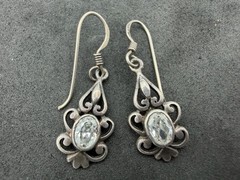 2.75g Vintage Sterling Silver 925 Ornate Drop Dangle Earrings Oval Clear M