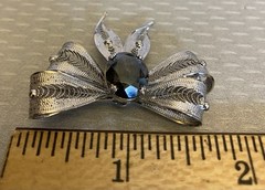 Vintage Sorrento Sterling Silver Filigree Ribbon Bow Brooch Hematite Gemstone