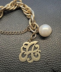 Sorority Gal Cotton Pearl Initial Bracelet Gold Tone Letter “A” 7.5-10″