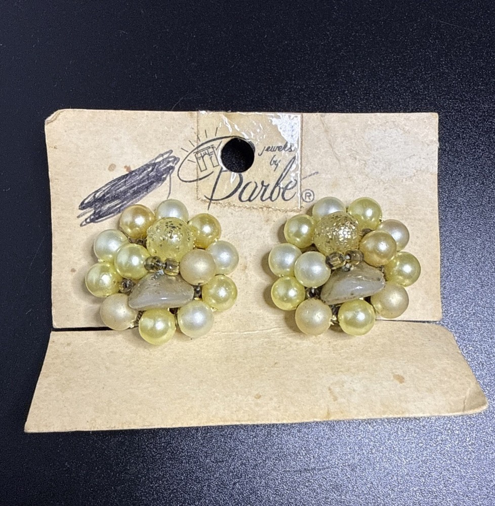 Vintage Faux Pearl Beaded Cluster Clip Earrings Clip-on Japan Vintage Jewelry
